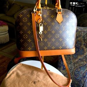 Louis Vuitton Alma